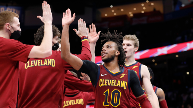 敌方球员的 敌方球员的